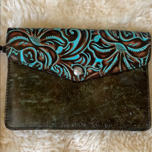 Patricia Nash Handbags - Patrica Nash Wristlet Bag